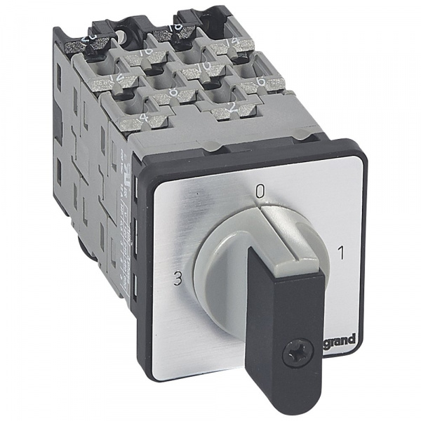 Legrand Трехпозиционный переключатель с положением ''0'' PR 26 3П 9 контактов крепление на дверце