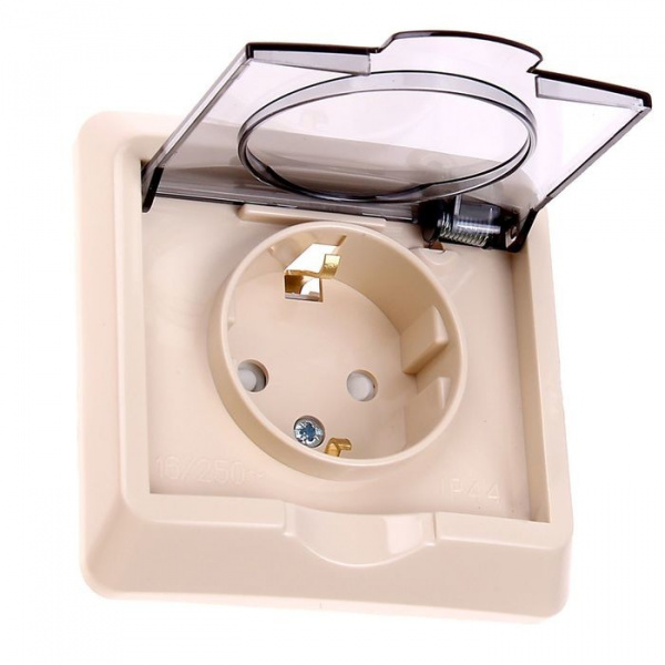 SE Этюд Крем Розетка 1-ая с/з с защитными шторками с крышкой IP44
