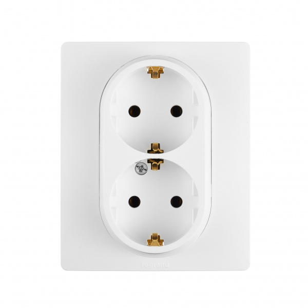 Legrand Etika Белый Двойная розетка с/з, винтовые клеммы