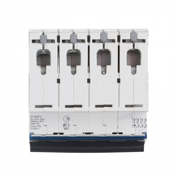 Legrand TX3 Автоматический выключатель 4P 6A (B) 6000