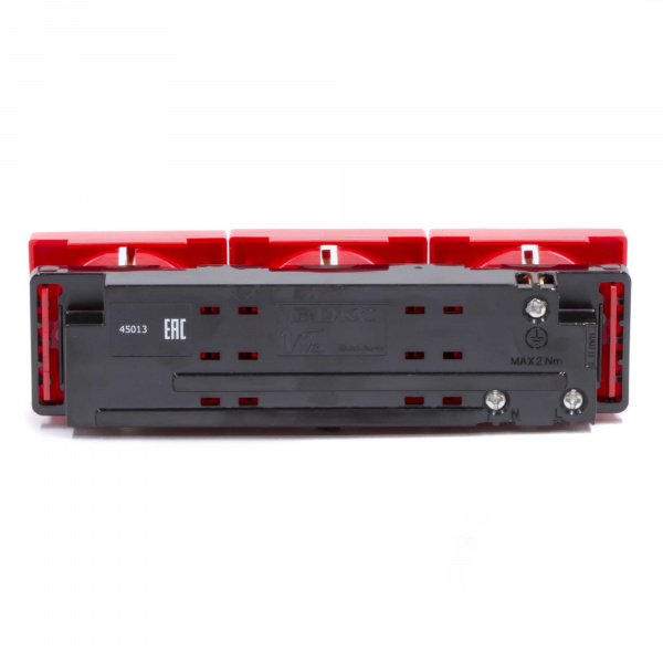 DKC Тройная розетка Viva красная