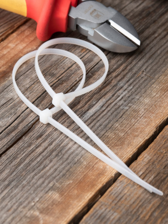 EKF Basic Хомут нейлоновый (3,6х250) (100шт.)