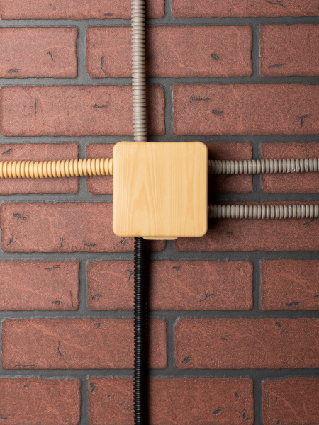 EKF PROxima Коробка распаячная КМР-030-034 пылевлагозащищенная без мембранных вводов (100х100х55) светлое дерево