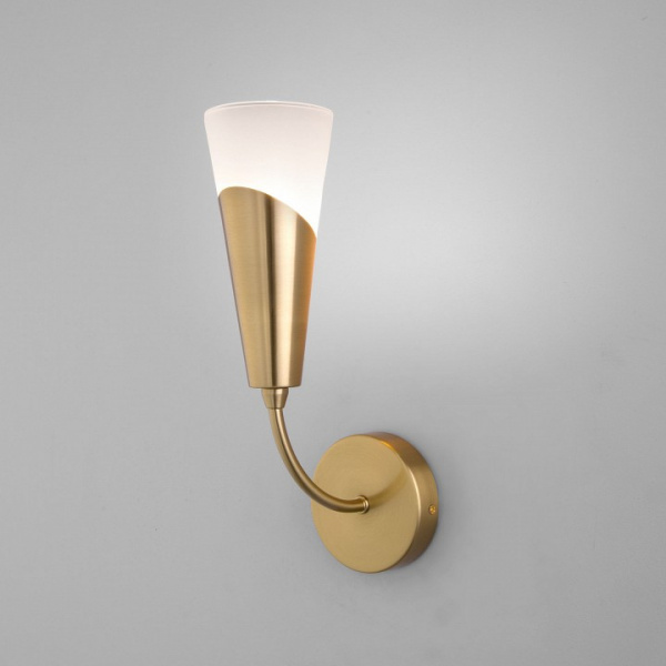 Настенный светильник 60167/1 латунь Eurosvet Rhyton