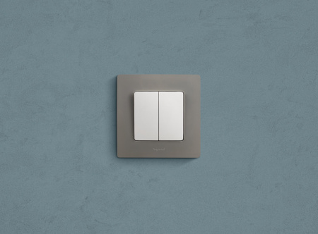 Legrand Etika Белый Выключатель 2-х клавишный, 10А