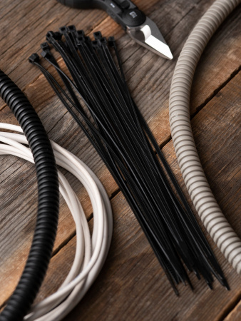 EKF Basic Хомут нейлоновый черный (3,6х300) (100шт.)