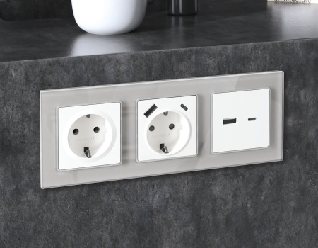 Комплект механизма электрической розетки ALFA MA129010 Белый матовый 2USB A+A 18W быстрая зарядка с заземлением со шторками 2P+E 16A-250V QUANT