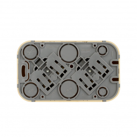 Legrand Quteo IP 20 Дерево Розеточный блок с предварительным подключением 2 x 2К+З с защитными шторками - 16 A - 250 В~