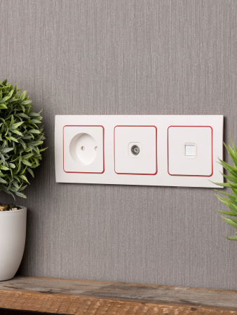 EKF PROxima Стокгольм Белый Линия красная Рамка 3-ая