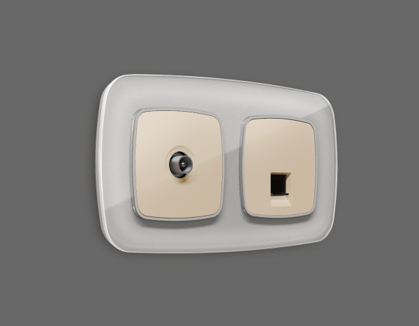 Лицевая панель OMEGA (Бежевый глянец) для TV розетки QUANT OP3130