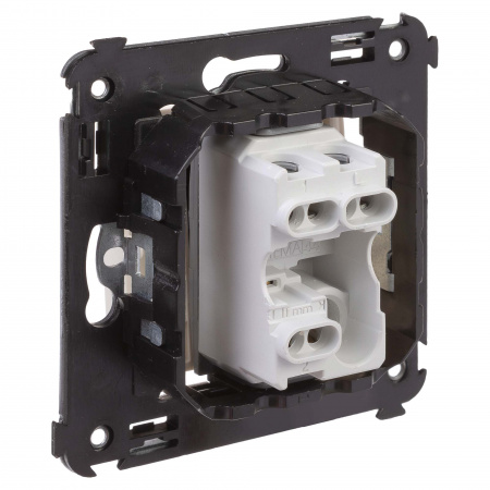 DKC Avanti Ванильная дымка Переключатель одноклавишный