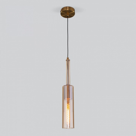 Подвесной светильник со стеклянным плафоном 50226/1 янтарный Eurosvet Graf