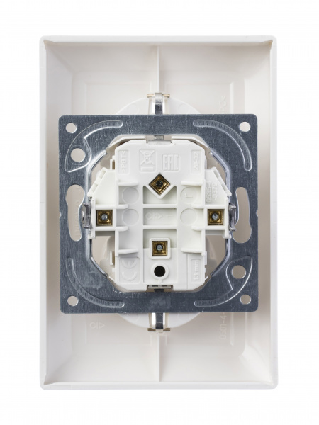 ABB BJB Basic 55 Бел Розетка 2-ая с/з моноблок, с защитными шторками