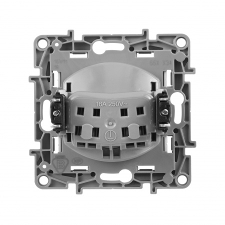 Legrand Etika Слоновая кость Розетка б/з со шторками, винтовые клеммы