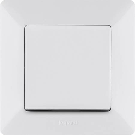 Legrand Valena LIFE Белая Рамка 1-ая