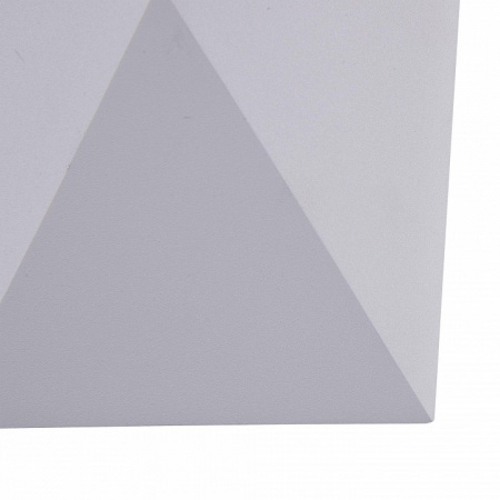 Настенный светильник (бра) O802WL-L7W Maytoni Beekman