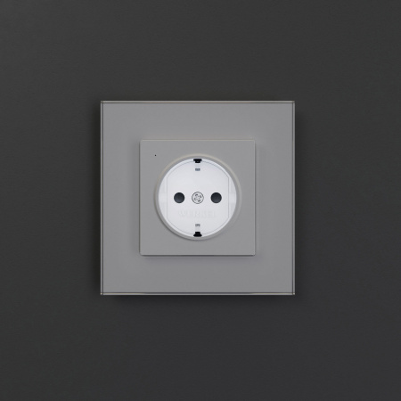 Розетка с подсветкой W (белый матовый) W1171461