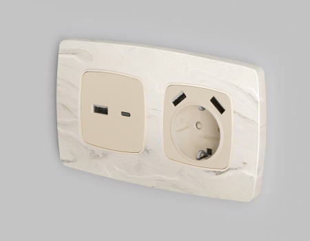 Лицевая панель OMEGA (Бежевый матовый) для розетки 2USB A+C QUANT OP3310