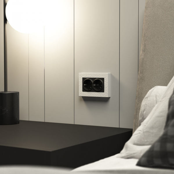 Рамка из поликарбоната для двойной розетки Hammer белый W0082401