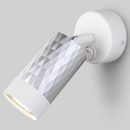 Настенный светильник 20088/1 белый / серебро Eurosvet Mizar