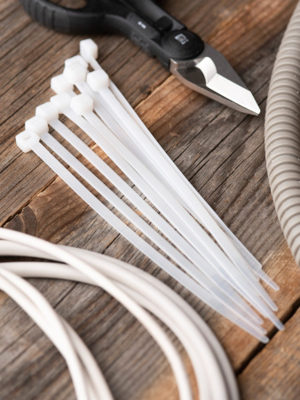 EKF Basic Хомут нейлоновый (4,8х180) (100шт.)