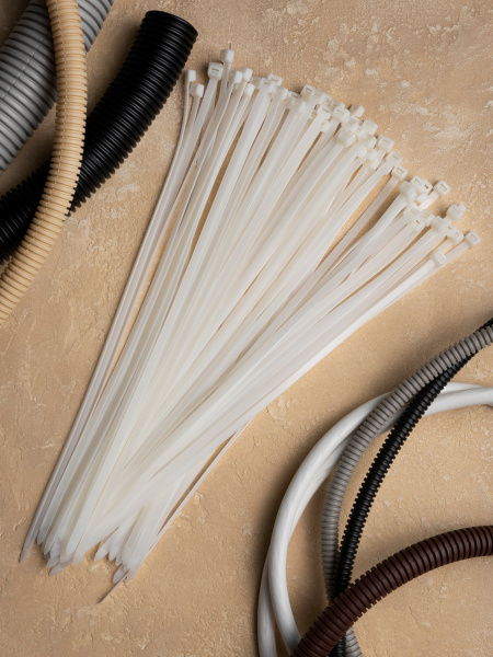 EKF Basic Хомут нейлоновый (7,2х400) (100шт.)