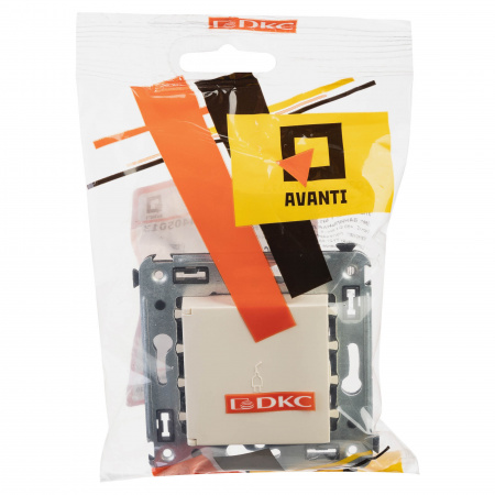 DKC Avanti Ванильная дымка Розетка с крышкой 2P+E