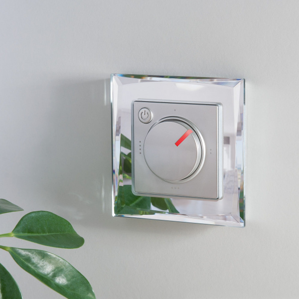 Рамка из стекла на 1 пост Diamant зеркальный W0011220