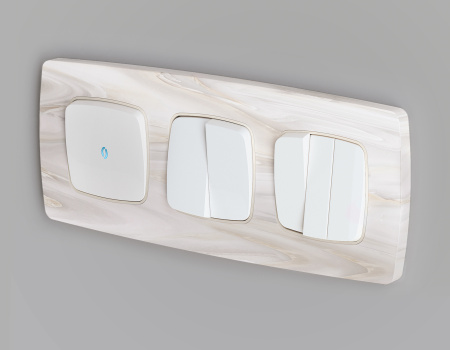 Лицевая панель OMEGA (Белый матовый) для 1-кл  выключателей с подсветкой QUANT OP1220