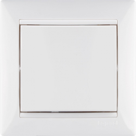 Legrand Valena Бел Рамка 1-ая