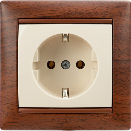 Legrand Valena Крем Розетка 1-ая с/з