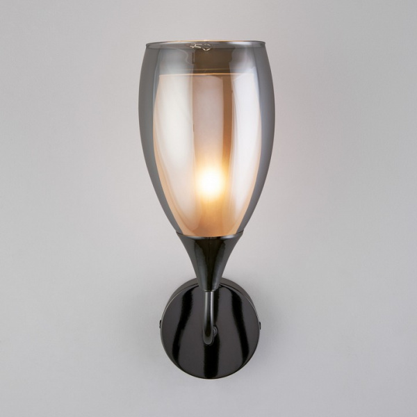 Настенный светильник 50285/1 черный жемчуг Eurosvet Cosmic