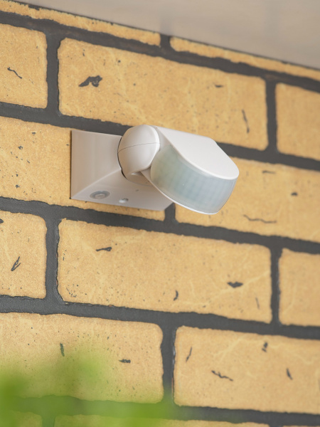 EKF PROxima ИК датчик движения наст. 1200Вт 180гр. до 12м IP65 MS-40