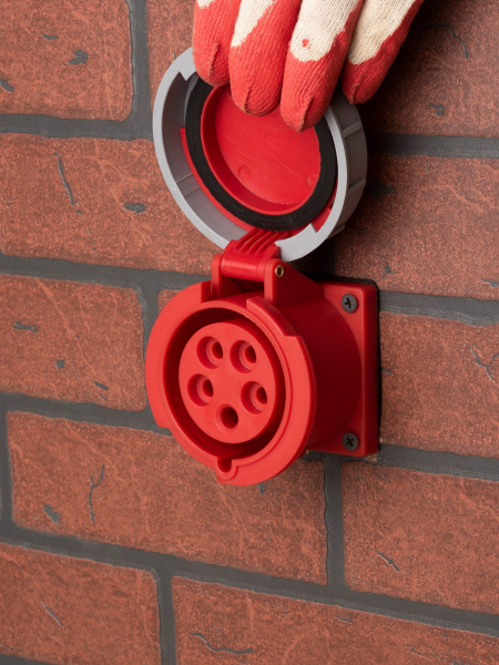 EKF PROxima Розетка стационарная внутренняя 3252 3Р+РЕ+N 32А 380В IP67