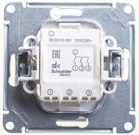 SE Wessen 59 Бел Выключатель 3-клавишный 10АХ