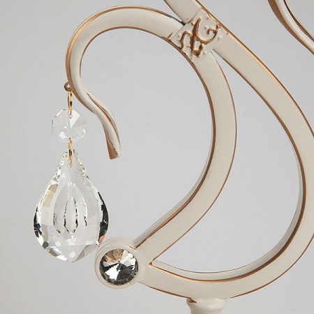 Классическая настольная лампа 12205/1T белый Eurosvet Etna