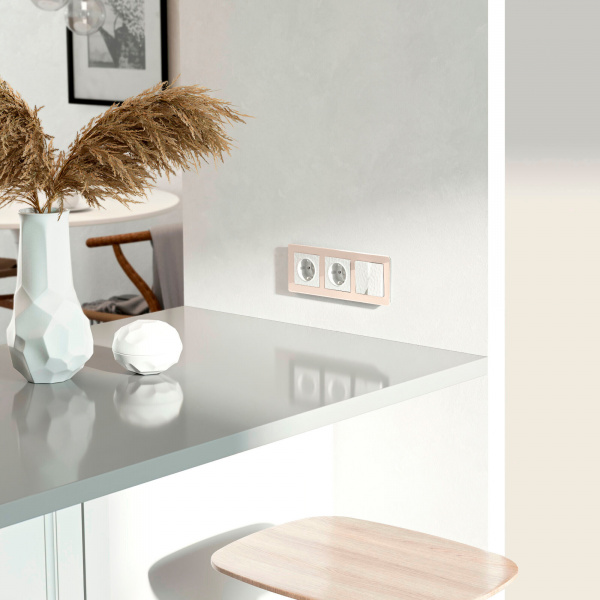 Выключатель двухклавишный проходной (Hammer белый) W1222001