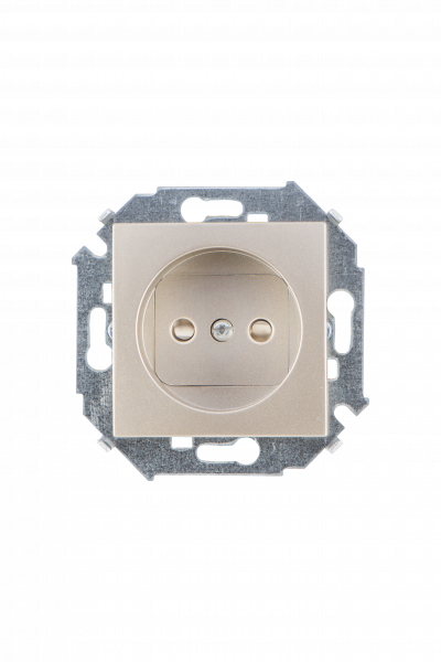 Simon 15 Шампань Розетка б/з, 16А, 250В, винт.зажим Simon 15 Шампань Розетка б/з, 16А, 250В, винт.зажим