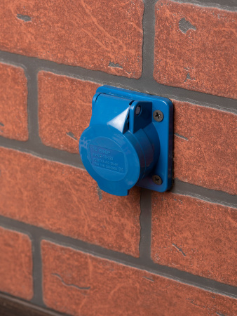 EKF PROxima Розетка стационарная внутренняя 413 2Р+РЕ 16А 220В IP44