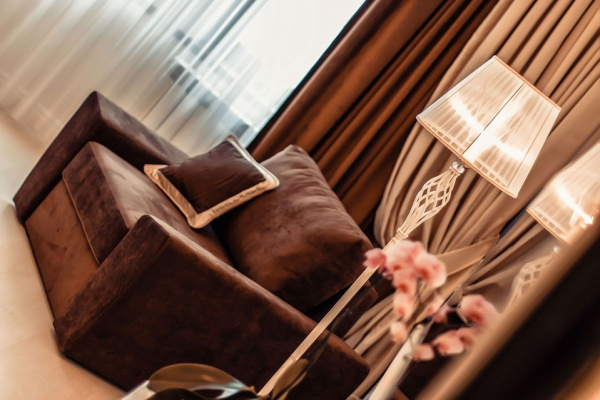 Напольный светильник (торшер) ARM247-11-G Maytoni Grace Напольный светильник (торшер) ARM247-11-G Maytoni Grace