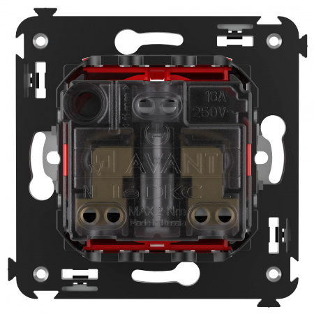DKC Avanti Красный квадрат Розетка 2P+E со шторками