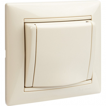Legrand Valena Крем Рамка 1-ая