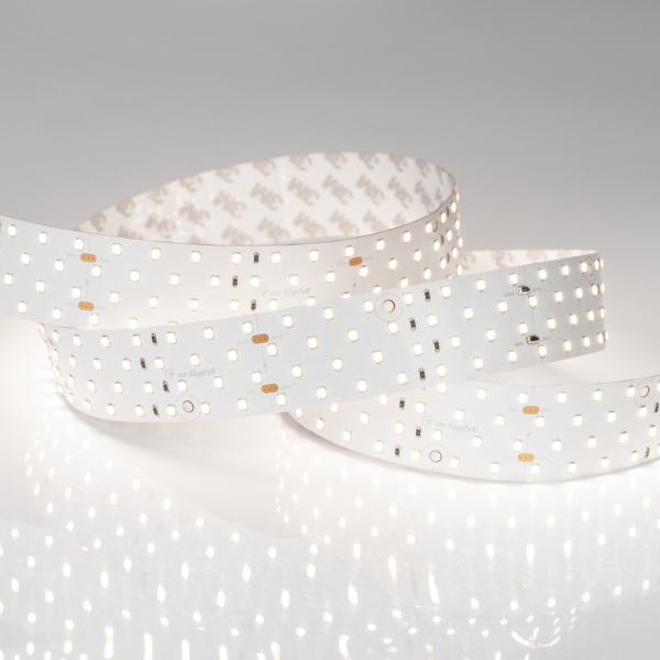 Arlight Светодиодная лента RT 2-2500 24V Day4000 4x2 (2835, 700 LED, LUX) (30 Вт/м, IP20)