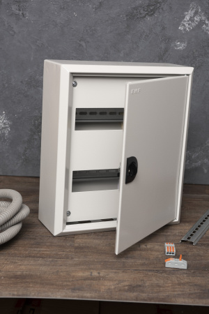 EKF PROxima Щит распред. навесной ЩРН-18 пласт. замок (350х300х120) IP31