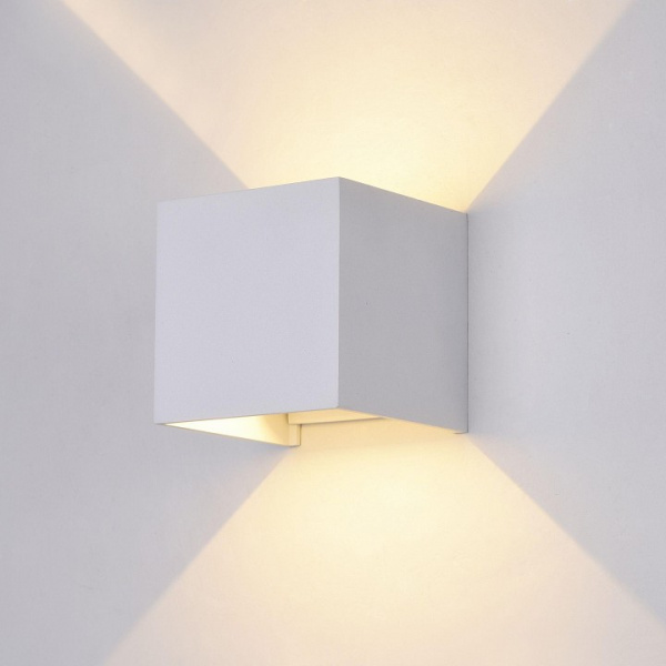 Настенный светильник (бра) O572WL-L6W Maytoni Fulton