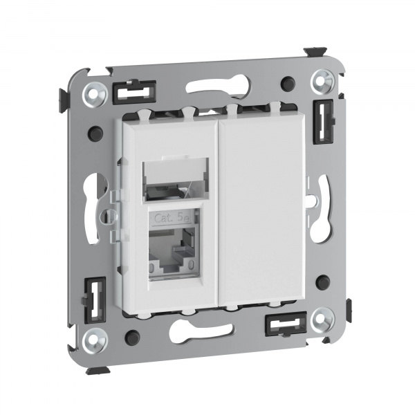 DKC Avanti Белое облако Компьютерная розетка RJ-45 одинарная  категория  5e экранированная