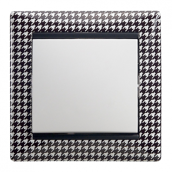 Legrand Valena Бел Переключатель 1-клавишный