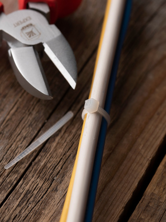 EKF Basic Хомут нейлоновый (2,5х150) (100шт.)