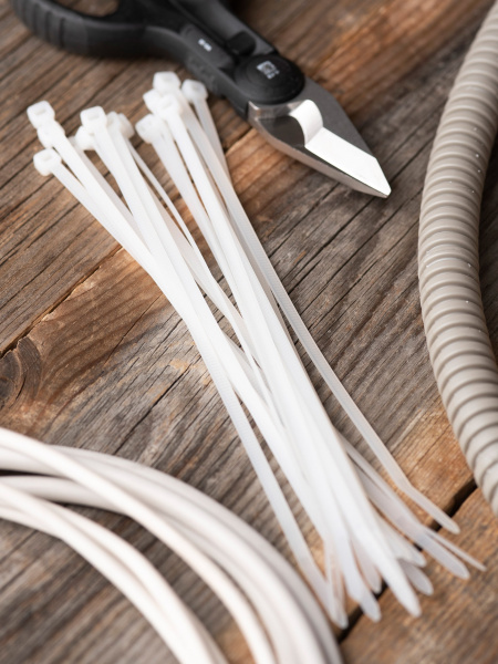 EKF Basic Хомут нейлоновый (3,6х200) (100шт.)