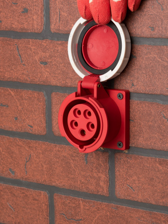 EKF PROxima Розетка стационарная внутренняя 3152 3Р+РЕ+N 16А 380В IP67